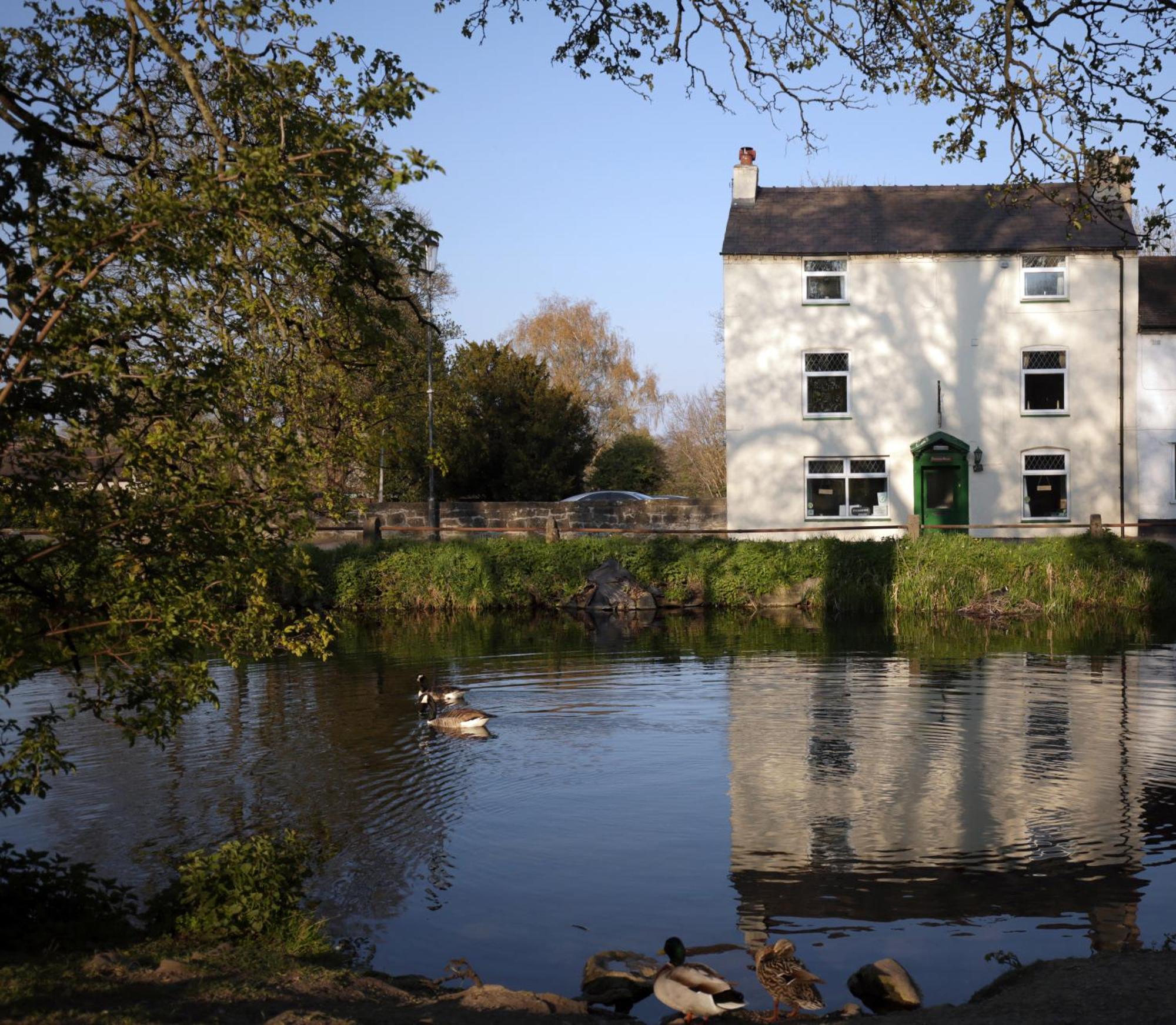Отель Fitzwarine House Whittington Экстерьер фото